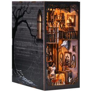 Book Nook Aslowsnail